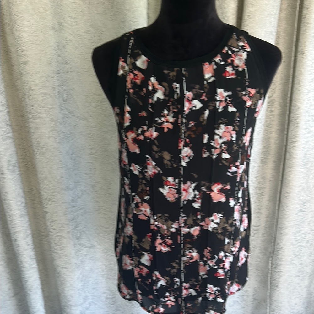 White House Black Market Floral Tank Top - Black and Pink